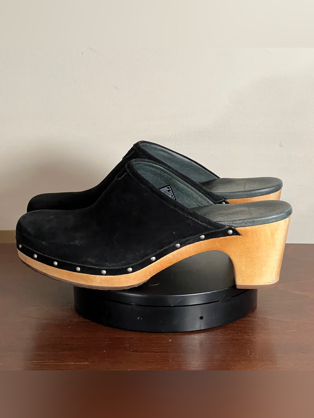 Ugg Abbie Clog - Wooden Sole, Leather Suede Upper, Shearling Lined - US 12 - Picture 6 of 14